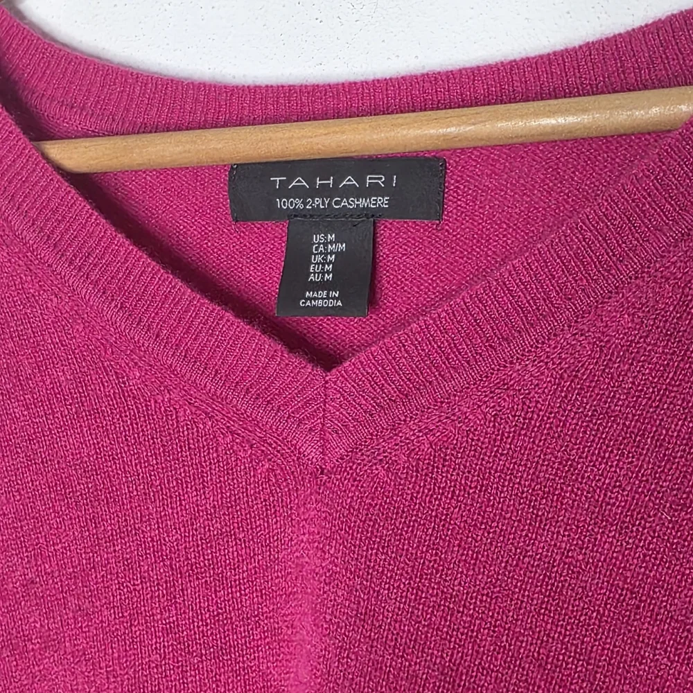Tahari 100% cashmere